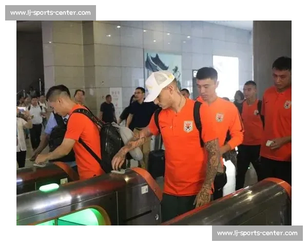 球迷现场直击：J1联赛的狂热氛围，怎能错过！